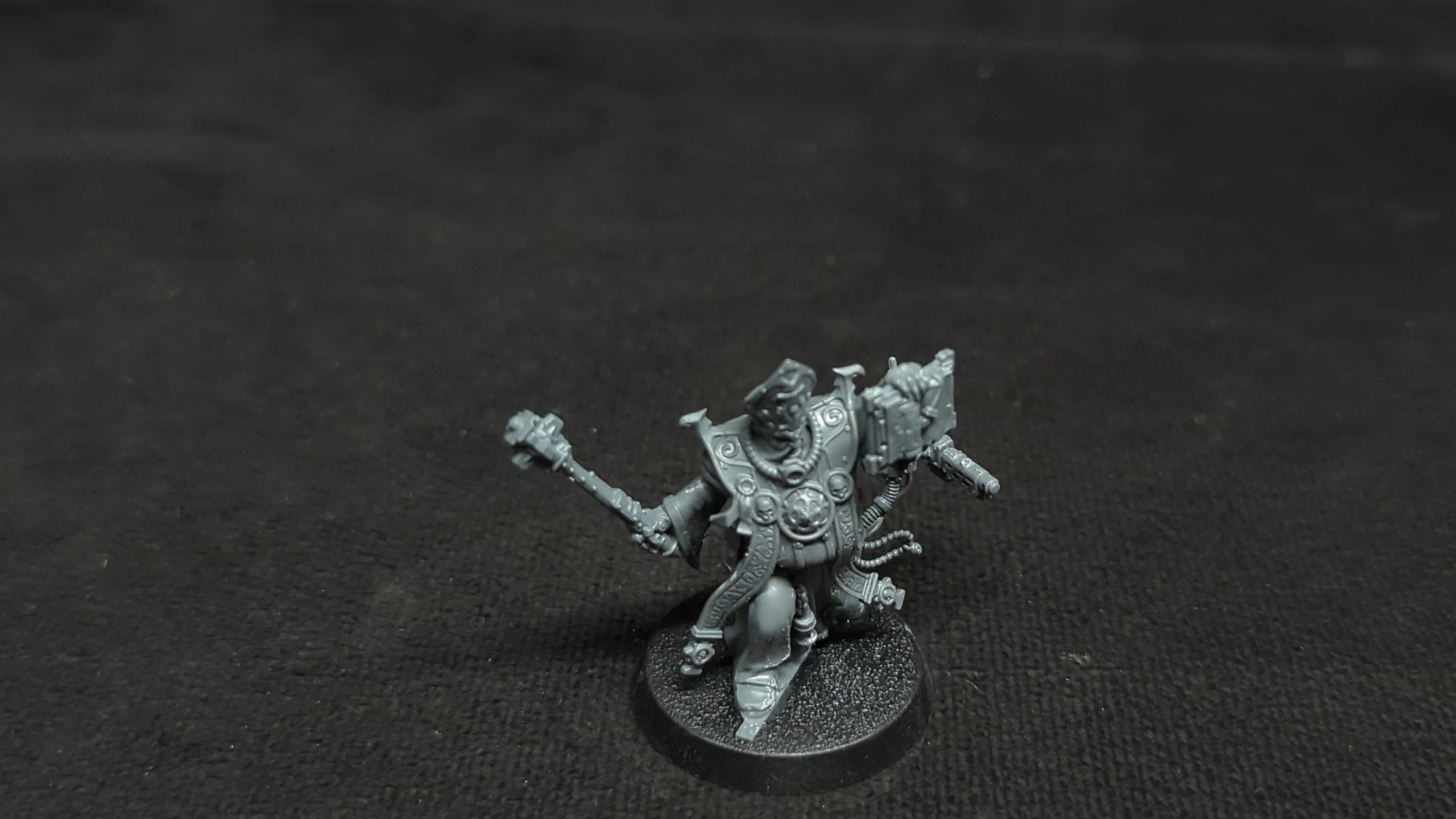 Warhammer 40k Adepta Sororitas Ministorum Priest x1