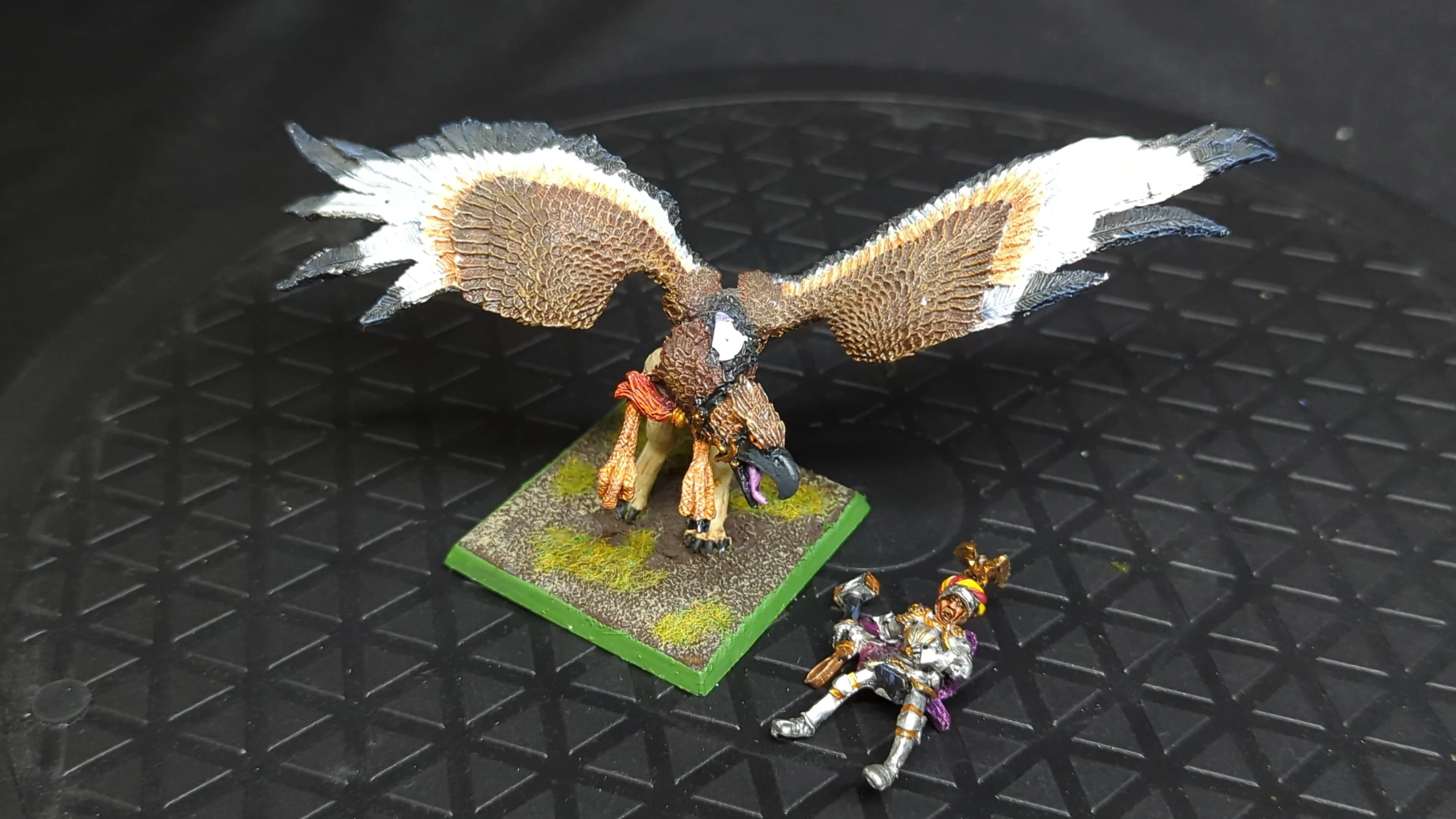 The Old World Empire General on Griffon (OOP Metal) x1 OOP Painted