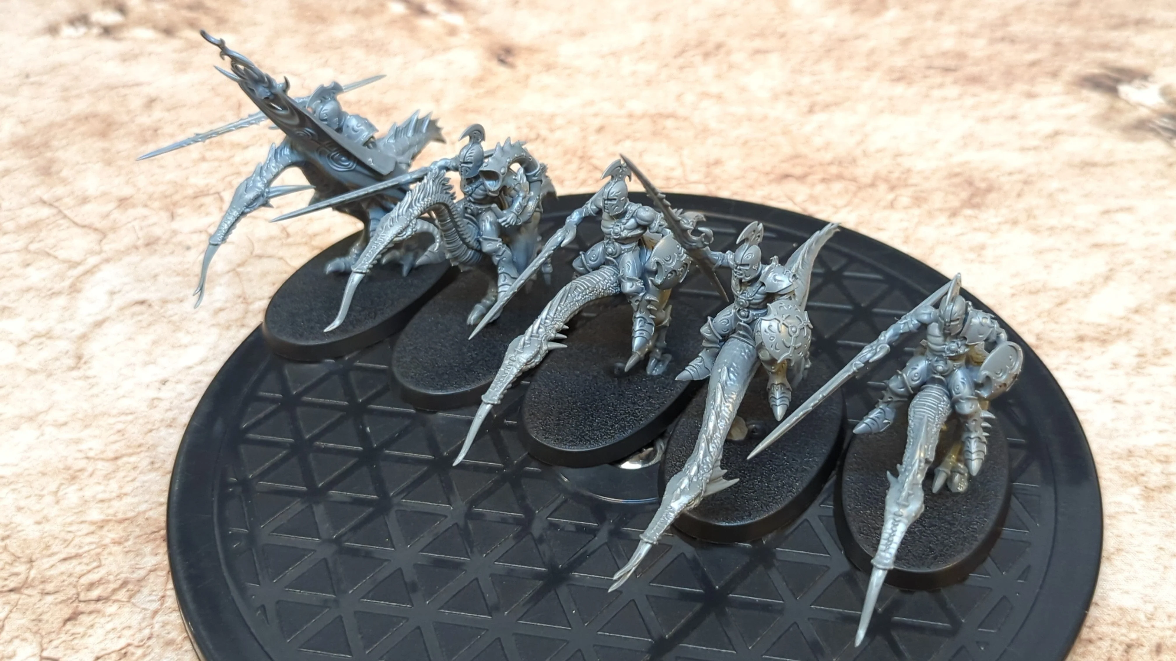 Age of Sigmar Hedonites of Slaanesh Hellstriders of Slaanesh x5
