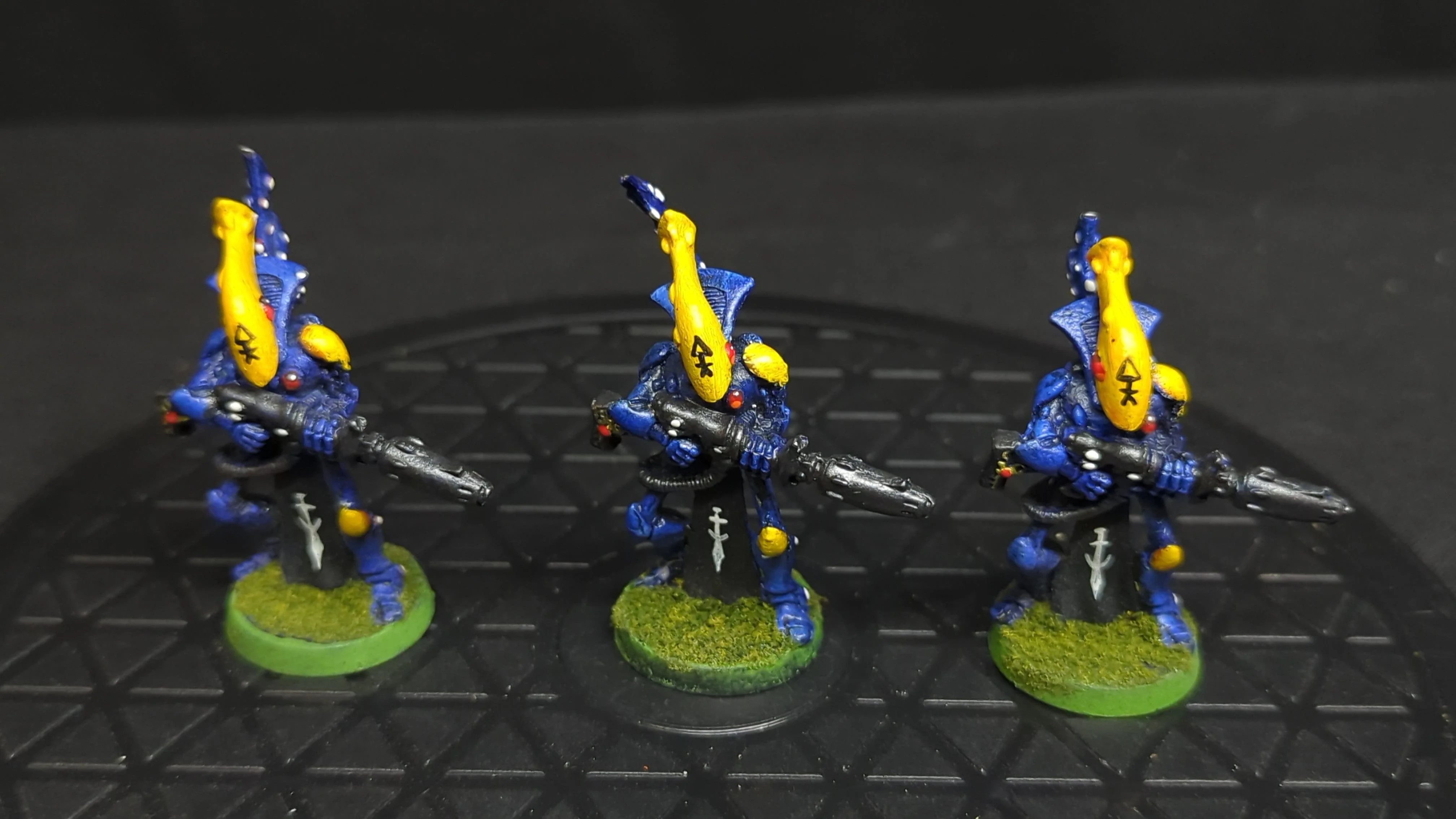 Warhammer 40k Wraithguard (oop metal) x3 OOP Painted