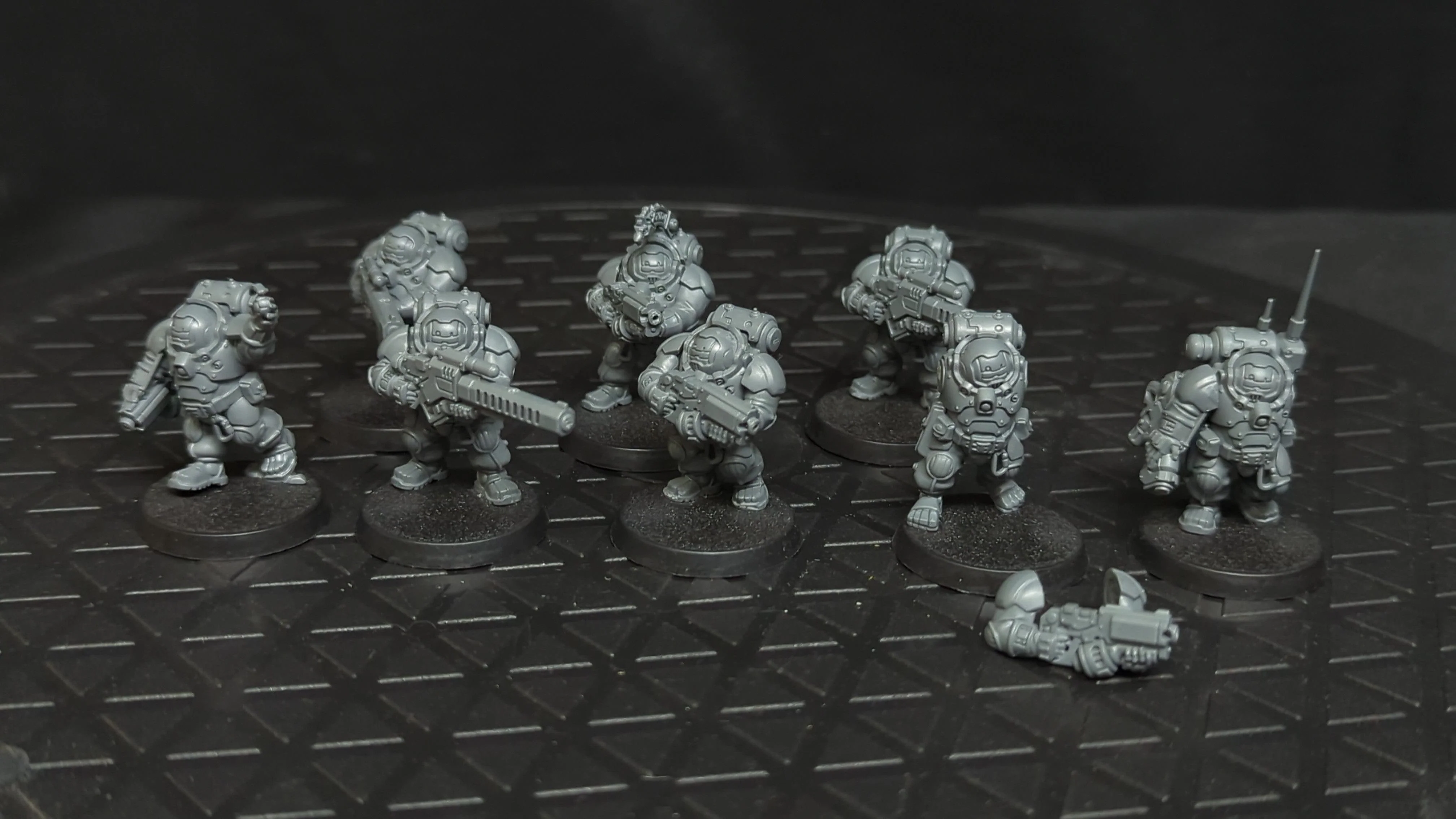 Warhammer 40k Leagues of Votann Heartkyn Warriors x8