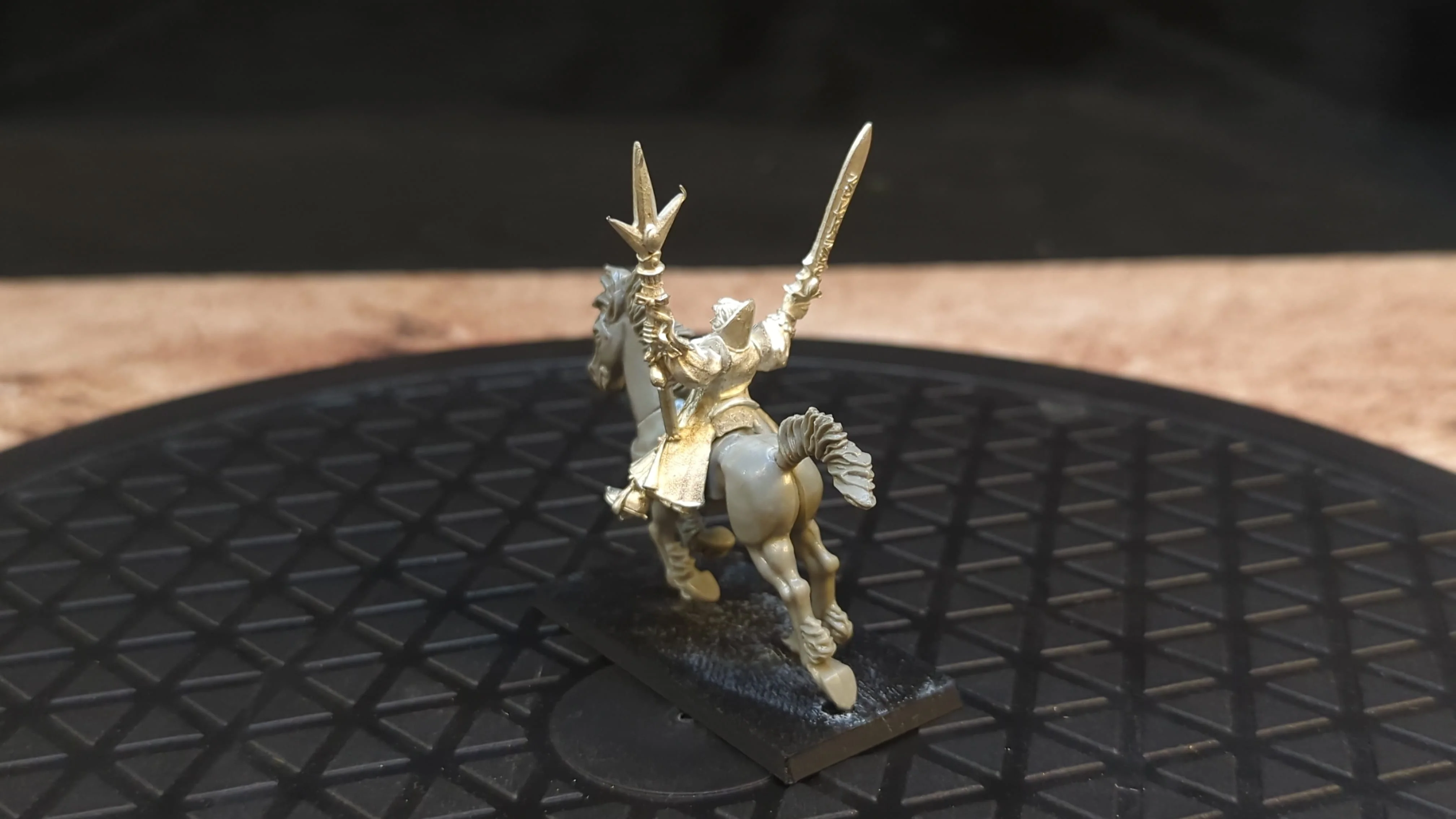 The Old World High Elf Realms Mage on steed (OOP Metal) x1