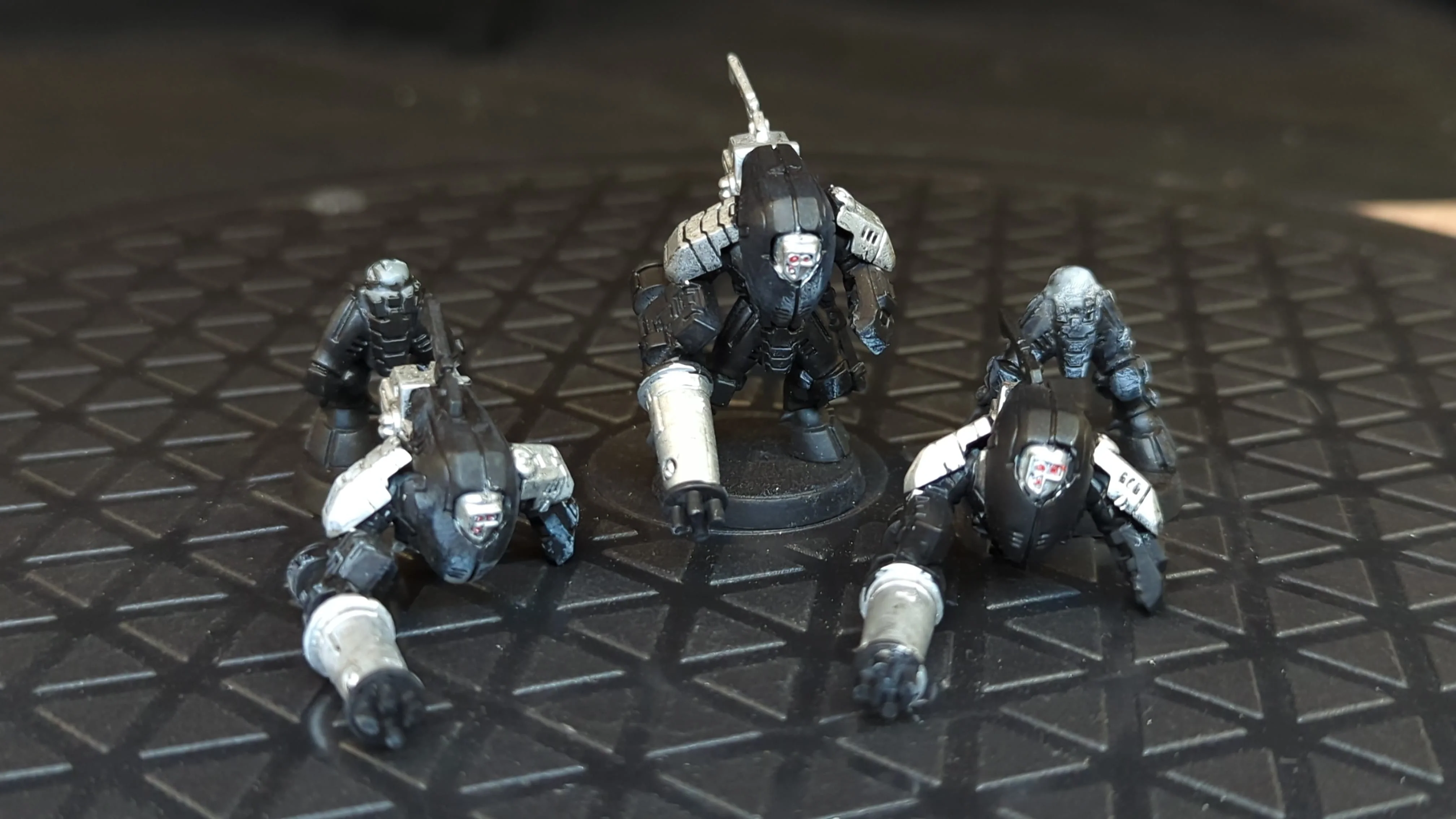 Warhammer 40k T'au Empire XV25 Stealth Battlesuits x3