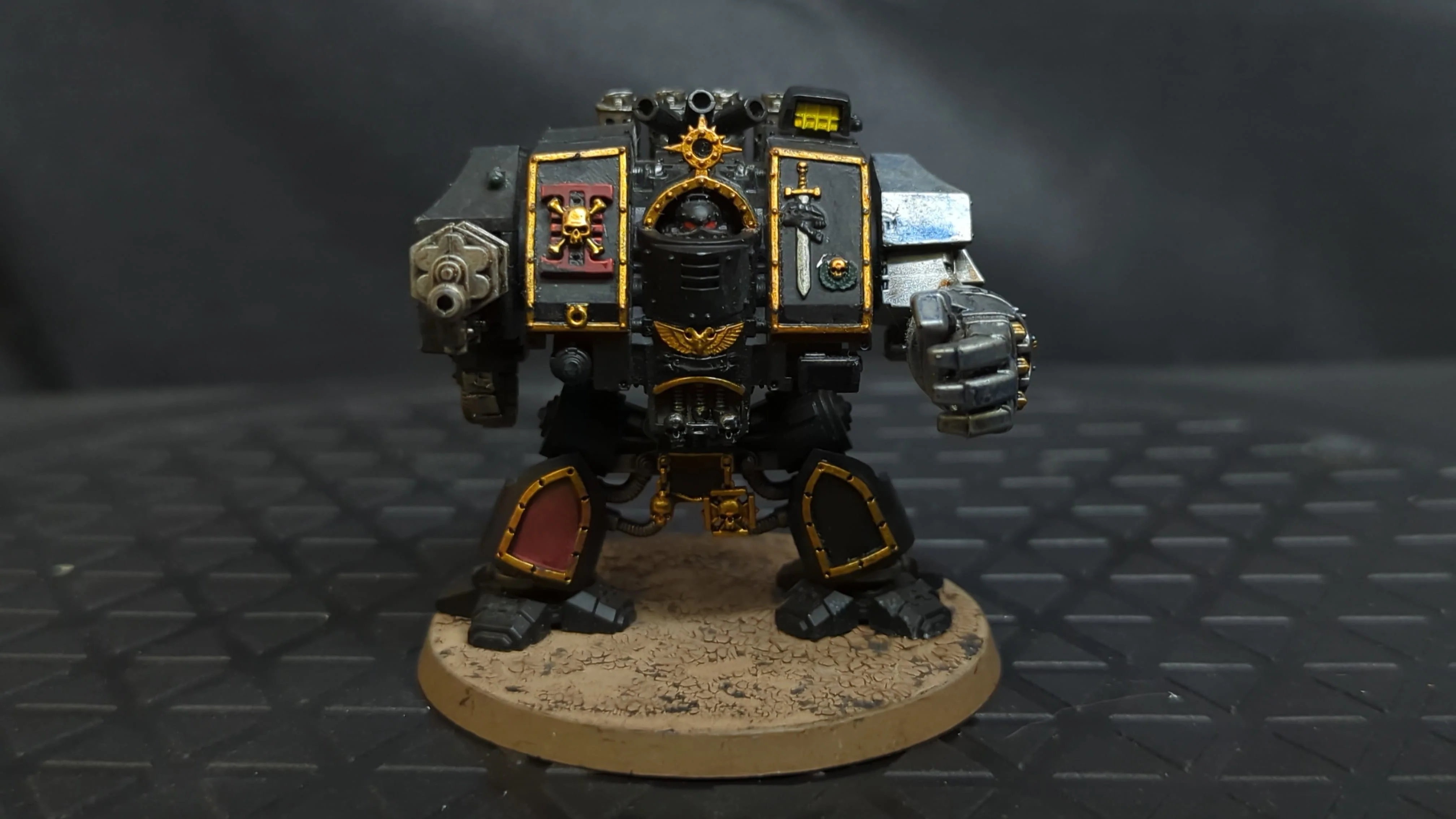 Warhammer 40k Space Marines Dreadnought x1 Painted