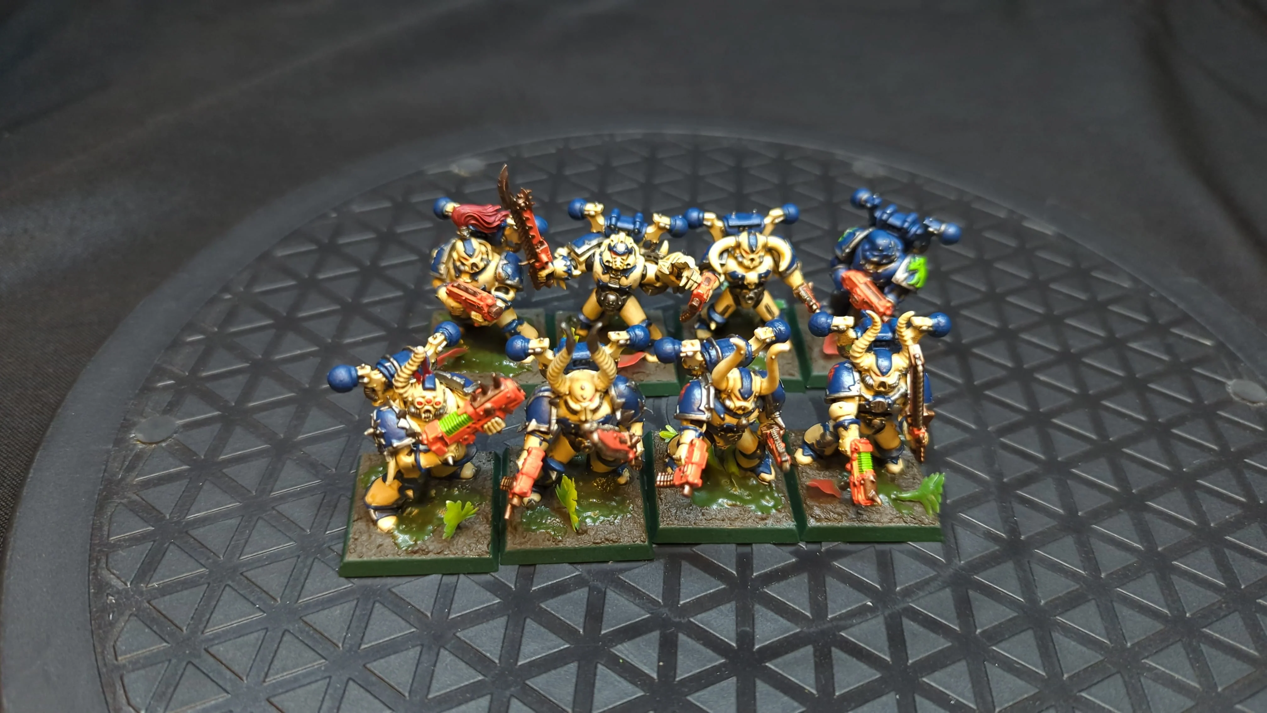 Warhammer 40k Chaos Space Marines Legionaries x8 Painted