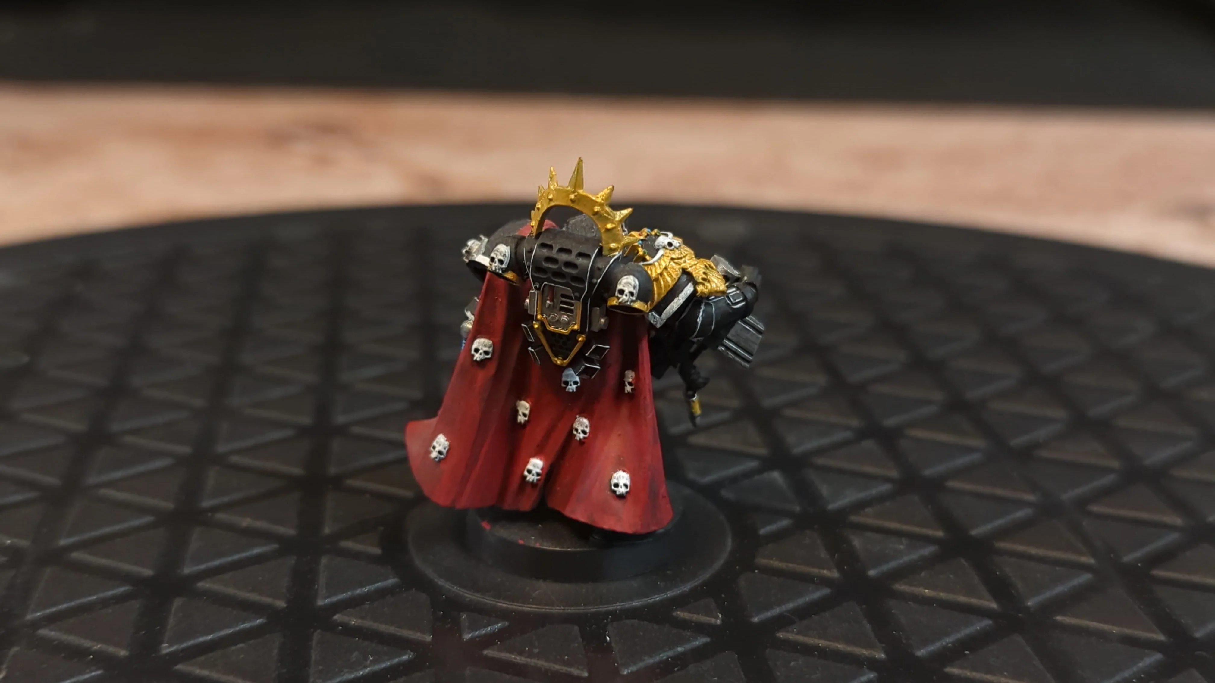 Warhammer 40k Space Marine Captain (OOP) x1 OOP Painted - Image 2