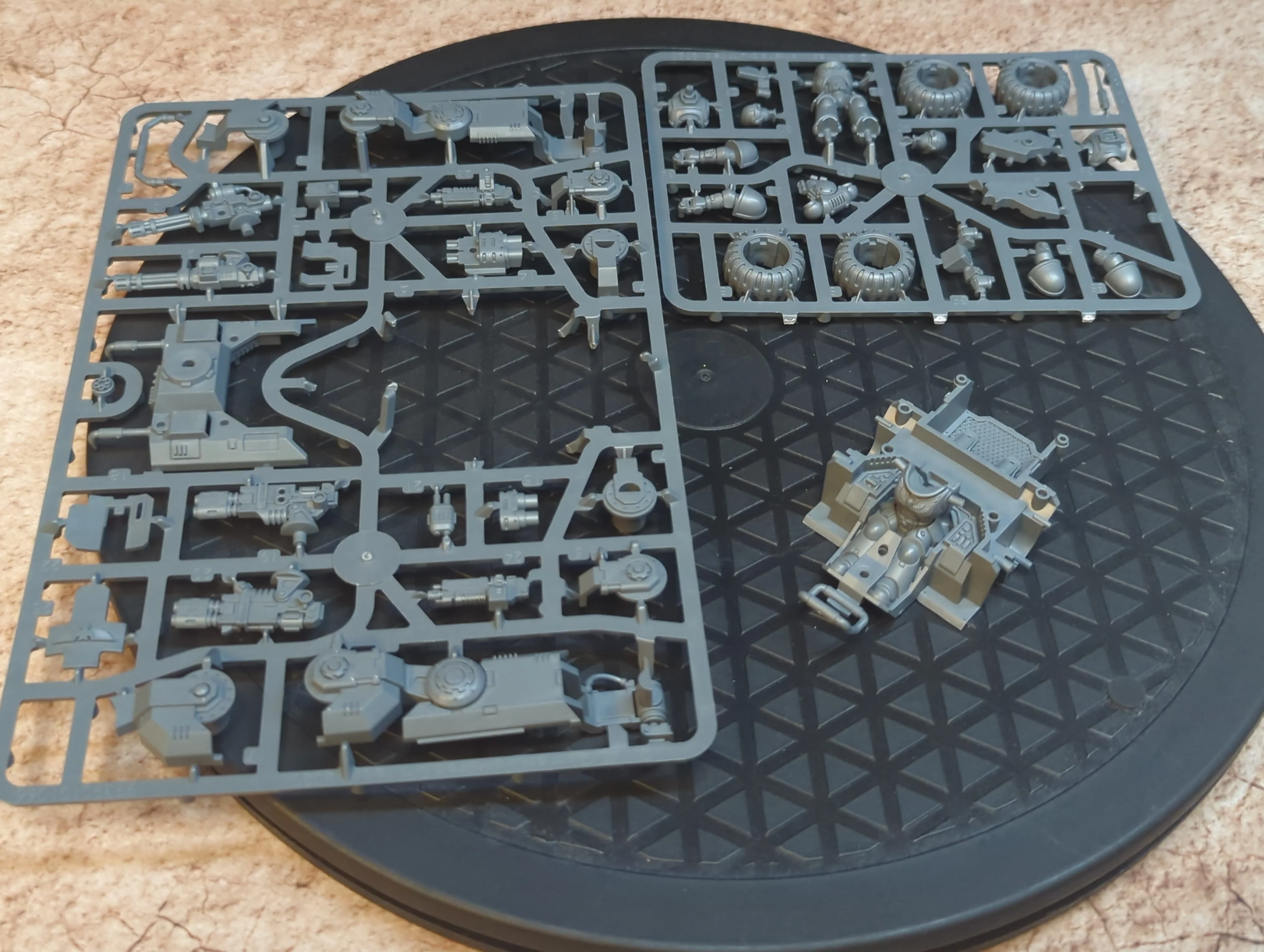 Warhammer 40k Space Marines Primaris Invader ATV x1