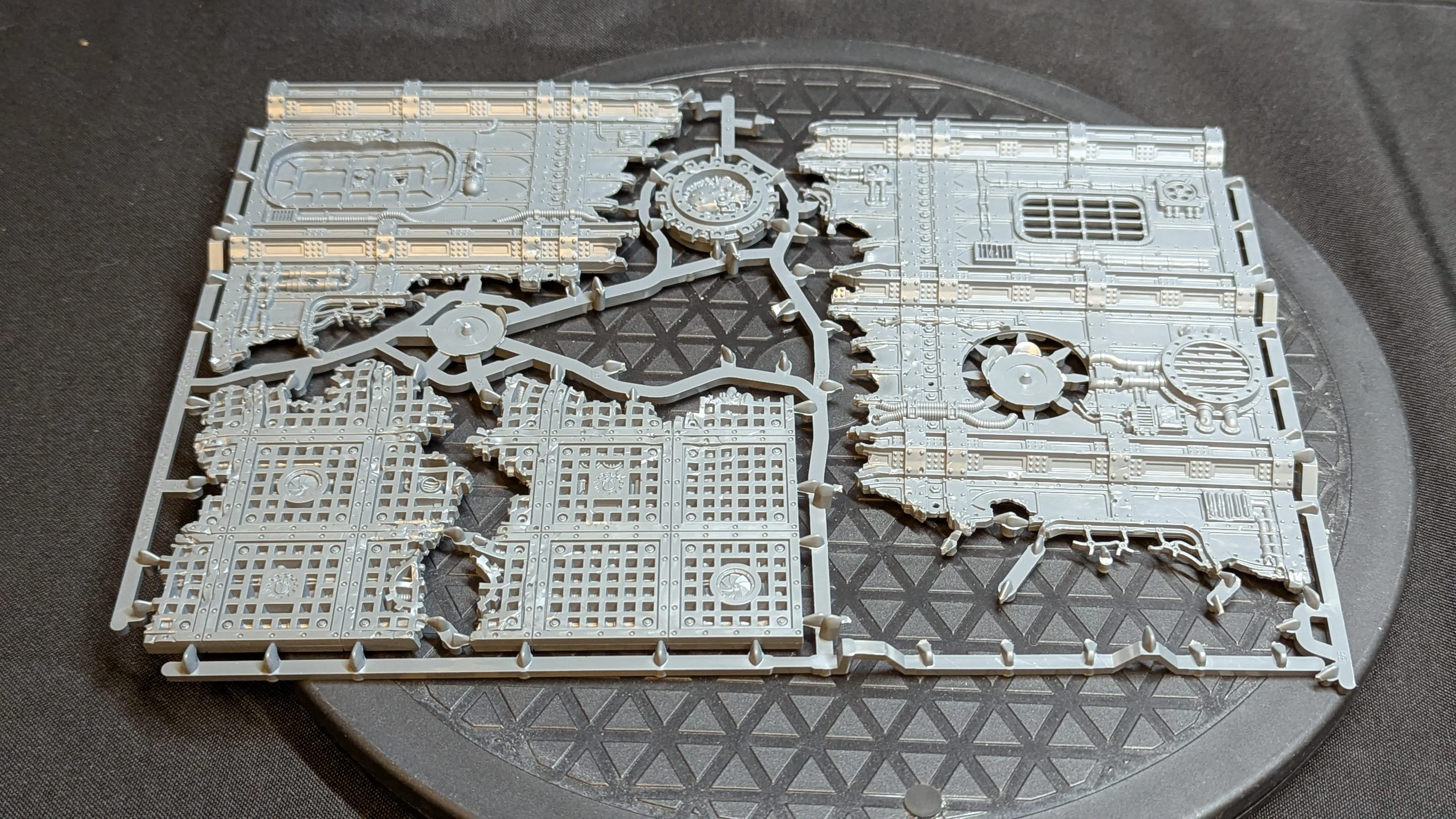 Warhammer 40k BATTLEZONE: MANUFACTORUM - SUB-CLOISTER & STORAGE FANE x4 - Image 3