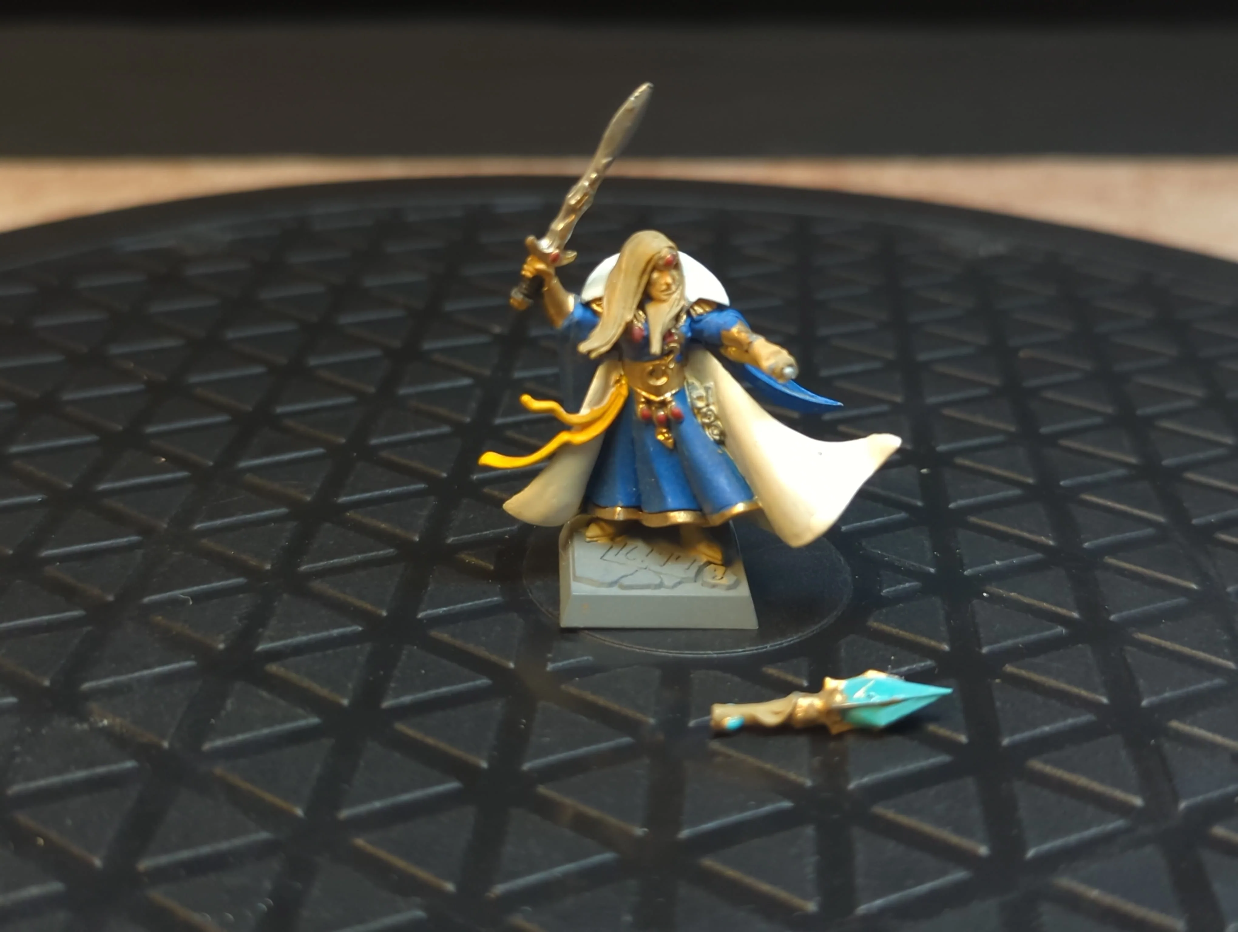 The Old World High Elf Realms Mage x1