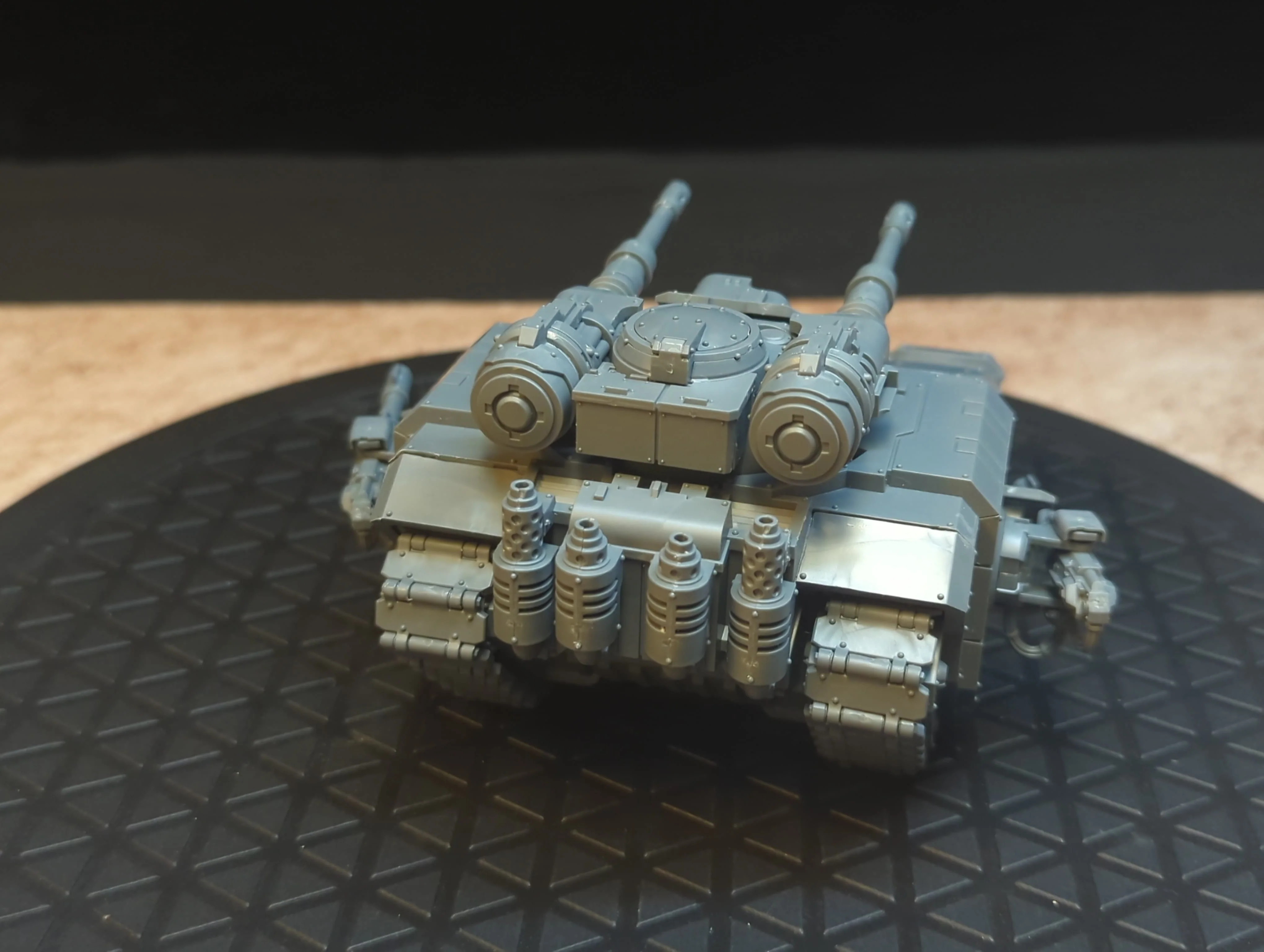 The Horus Heresy Horus Heresy: Legiones Astartes Sicaran Battle Tank x1 - Image 2