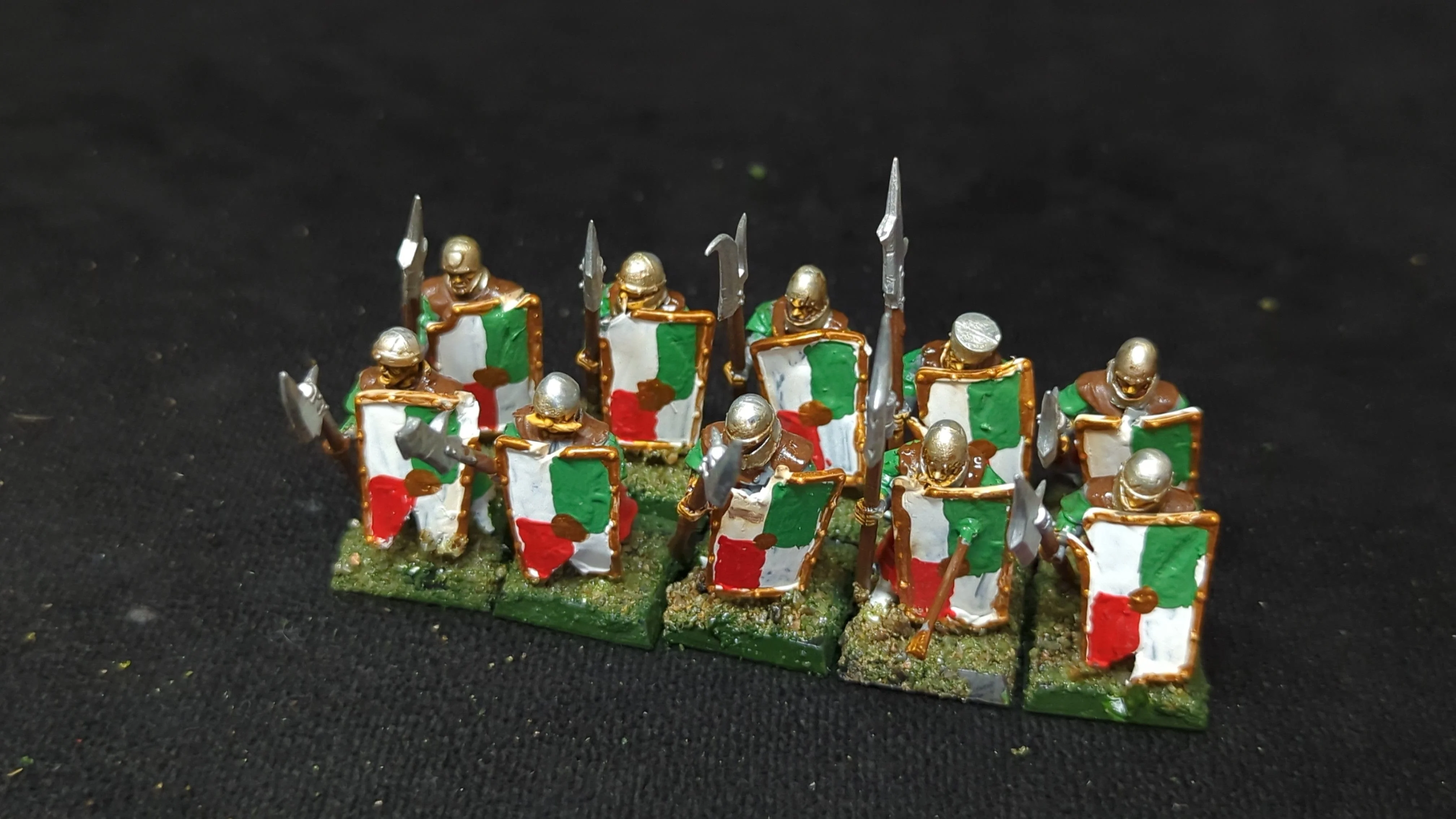Warhammer Kingdom of Bretonnia Men-At-Arms x10 OOP Painted