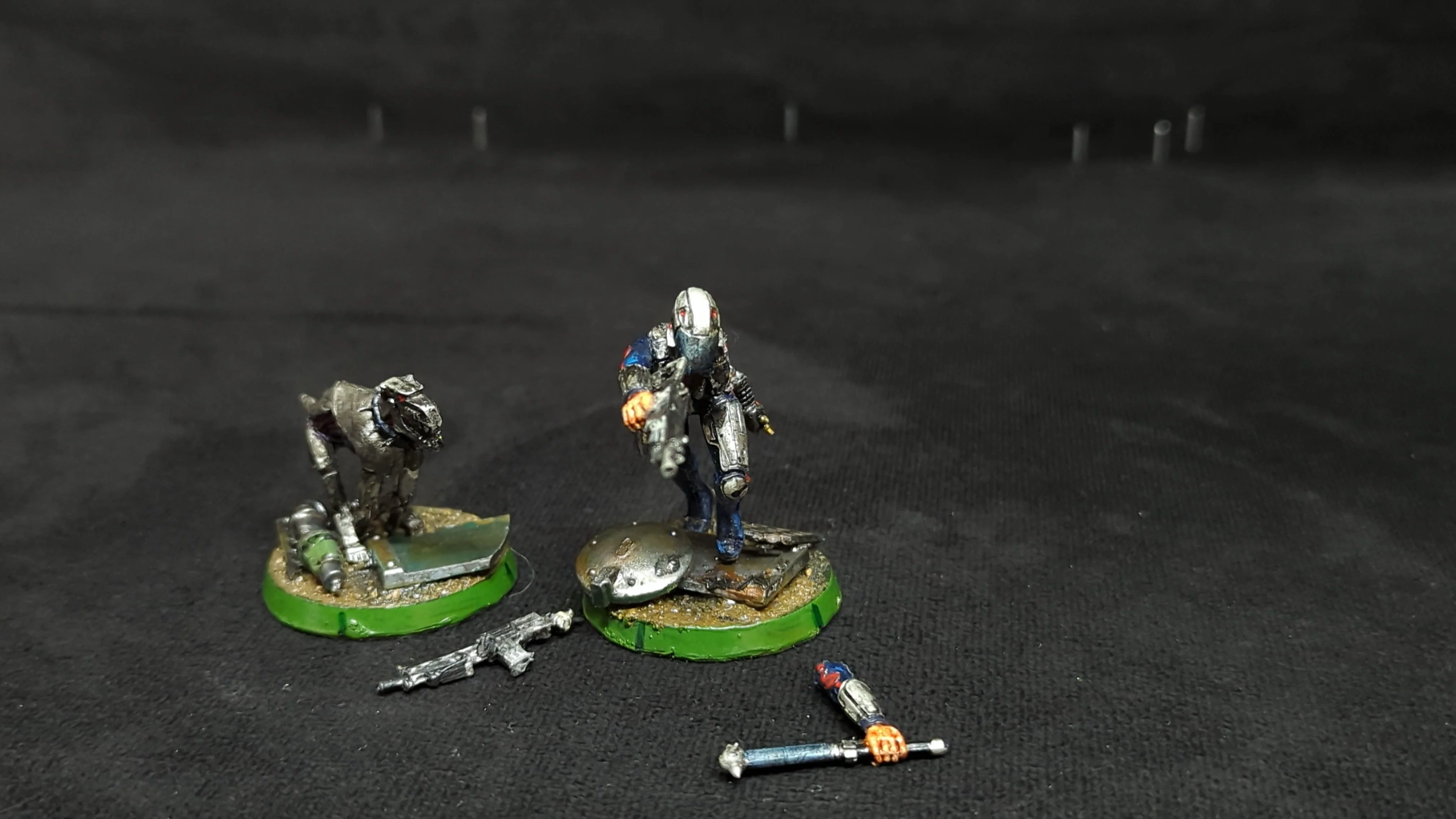 Warhammer Inquisitor Warhammer Inquisitor Lucretia Bravus x2 OOP Painted